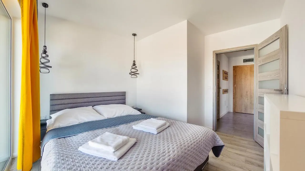 Apartament Yellow Z Parkingiem 18 C Perlowa Przystan - Holiday City Apartment Kolobrzeg Poland