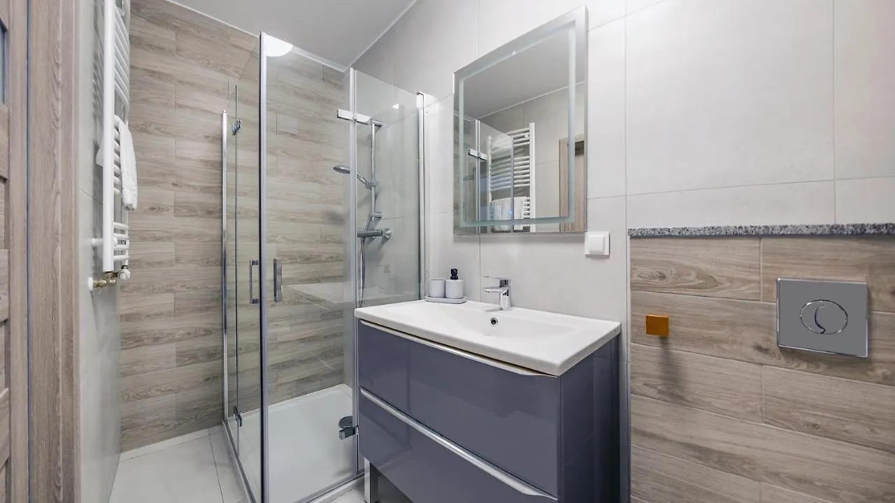 Apartament Yellow Z Parkingiem 18 C Perlowa Przystan - Holiday City Apartment Kolobrzeg